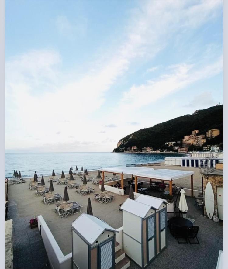 Relais Real Collegio Hotel Noli Exterior foto